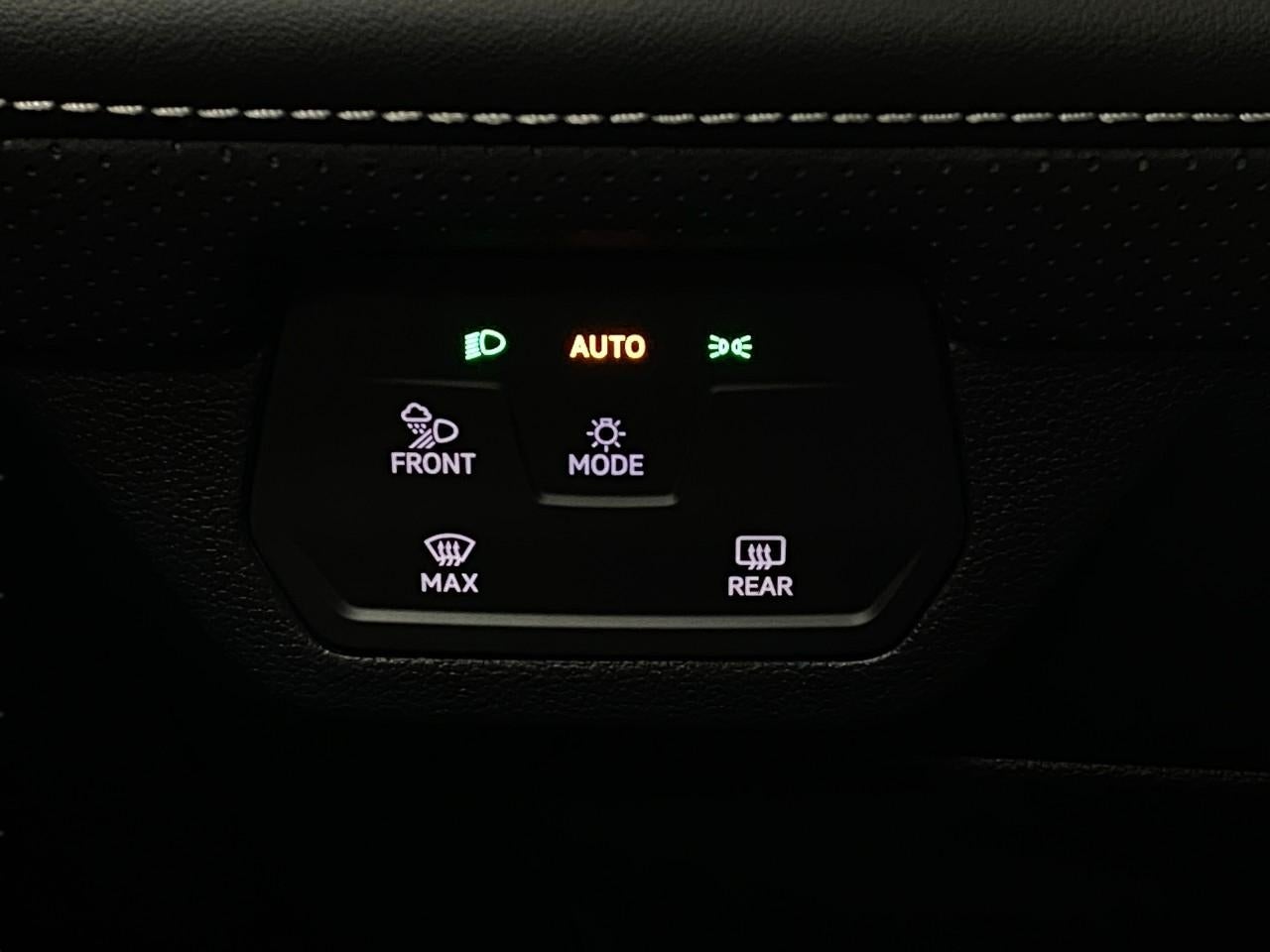 2026 Volkswagen Atlas Cross Sport 2.0T SE 4MOTION