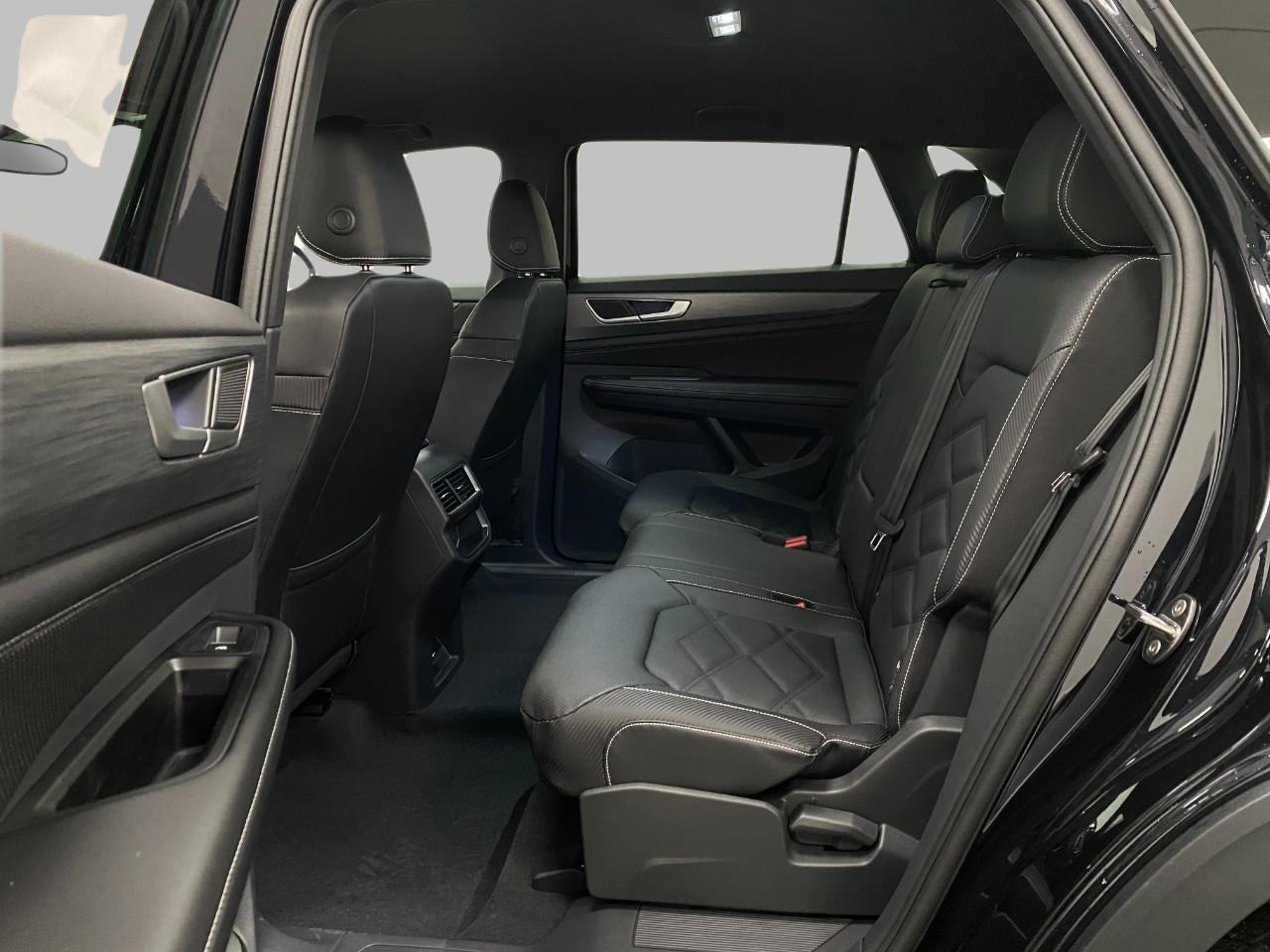 2026 Volkswagen Atlas Cross Sport 2.0T SE 4MOTION