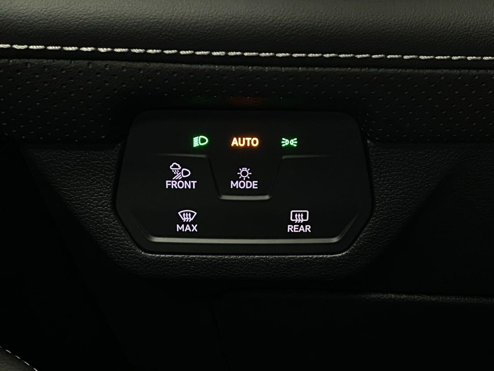 2026 Volkswagen Atlas Cross Sport 2.0T SE 4MOTION