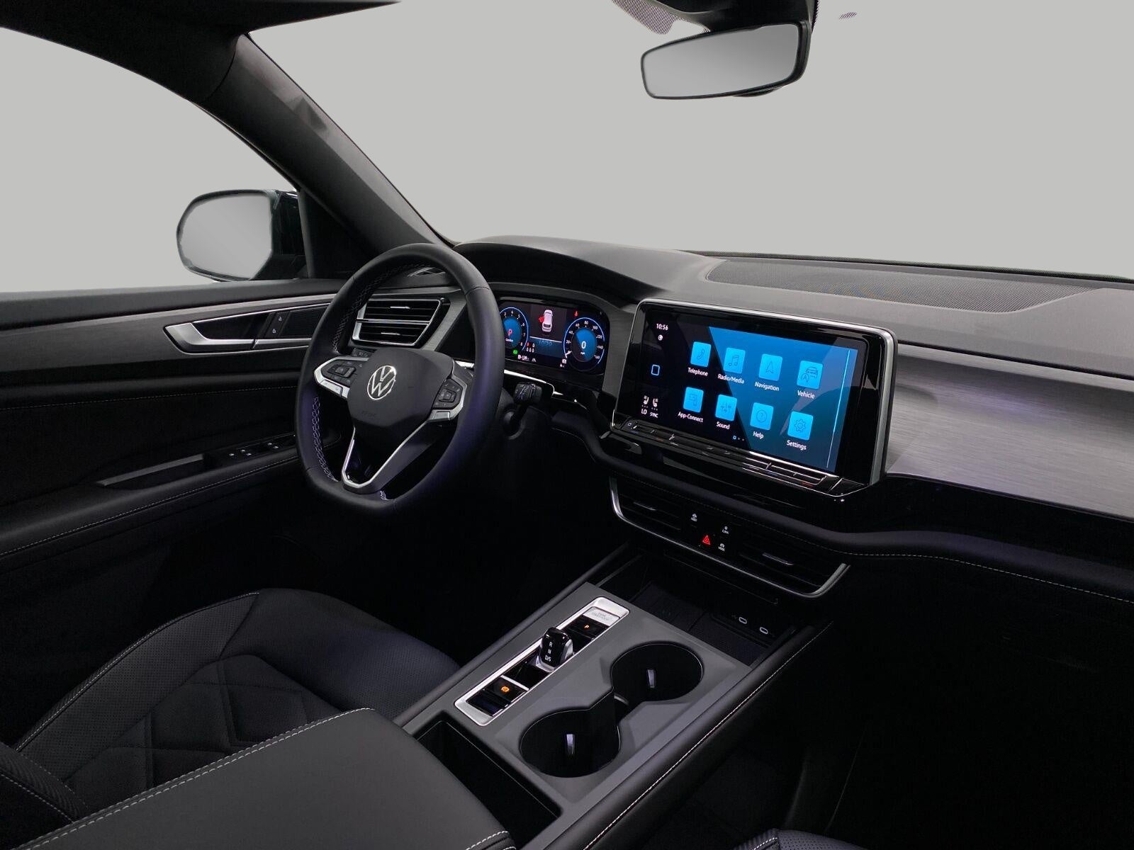 2026 Volkswagen Atlas Cross Sport 2.0T SE 4MOTION