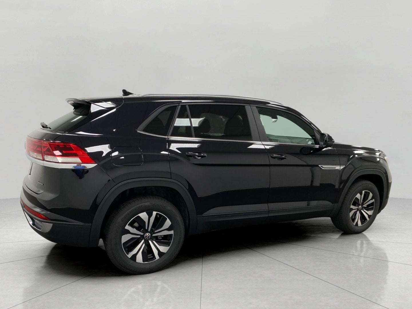 2026 Volkswagen Atlas Cross Sport 2.0T SE 4MOTION