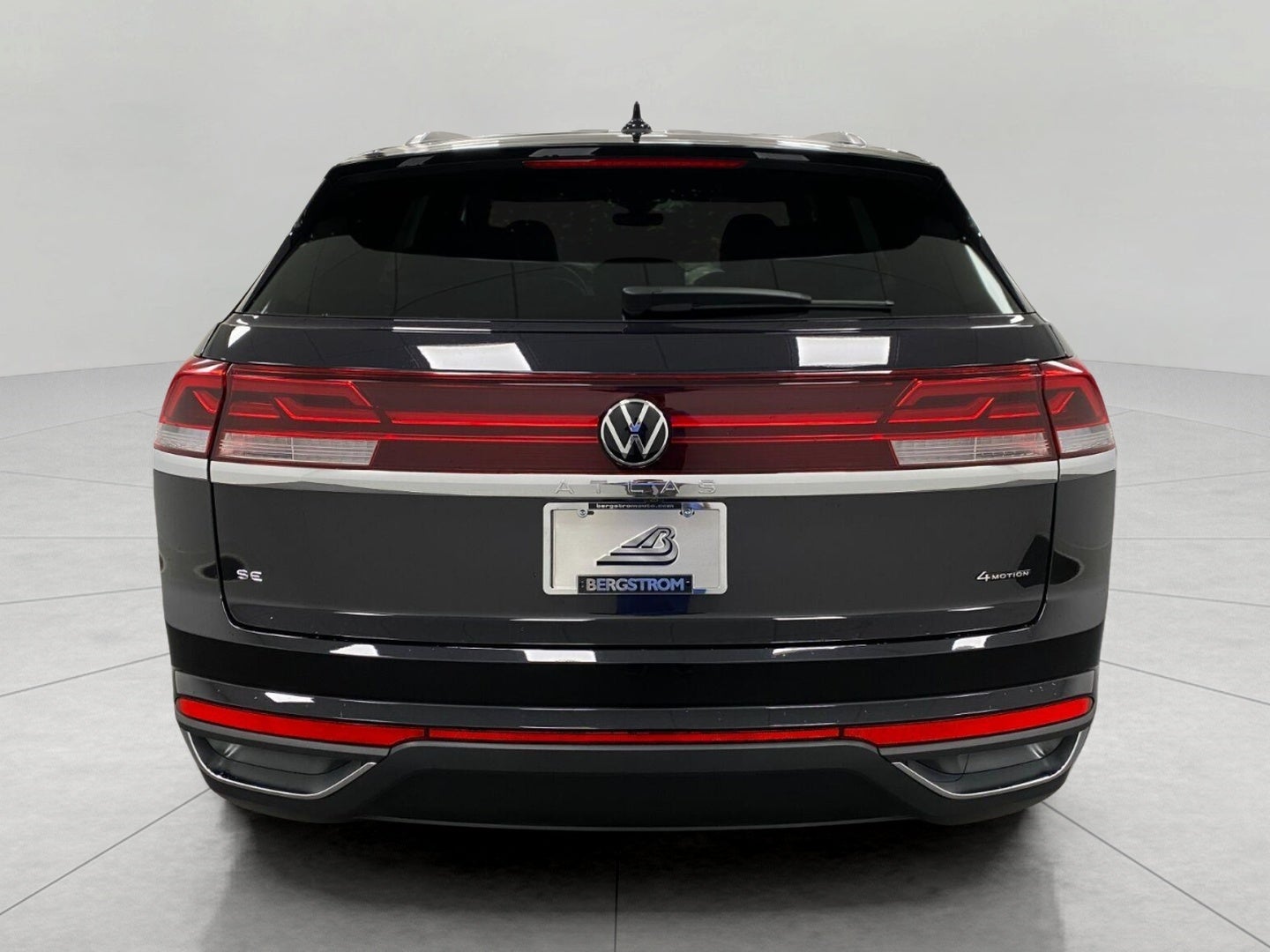 2026 Volkswagen Atlas Cross Sport 2.0T SE 4MOTION