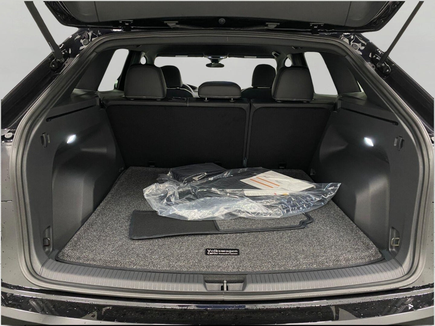 2026 Volkswagen Atlas Cross Sport 2.0T SE 4MOTION