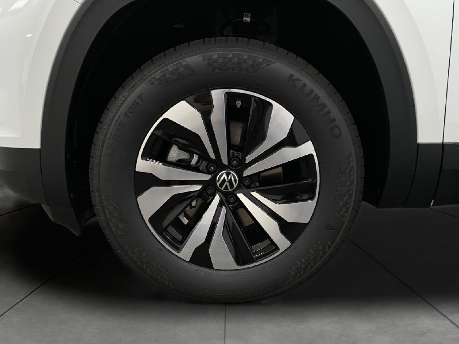 2026 Volkswagen Atlas 2.0T SE 4MOTION