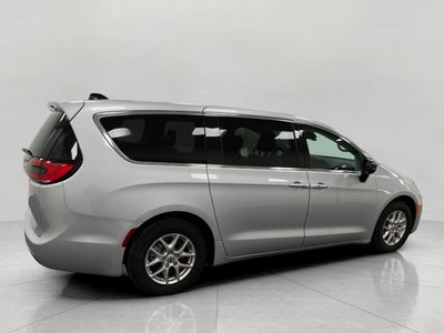2024 Chrysler Pacifica Touring L FWD