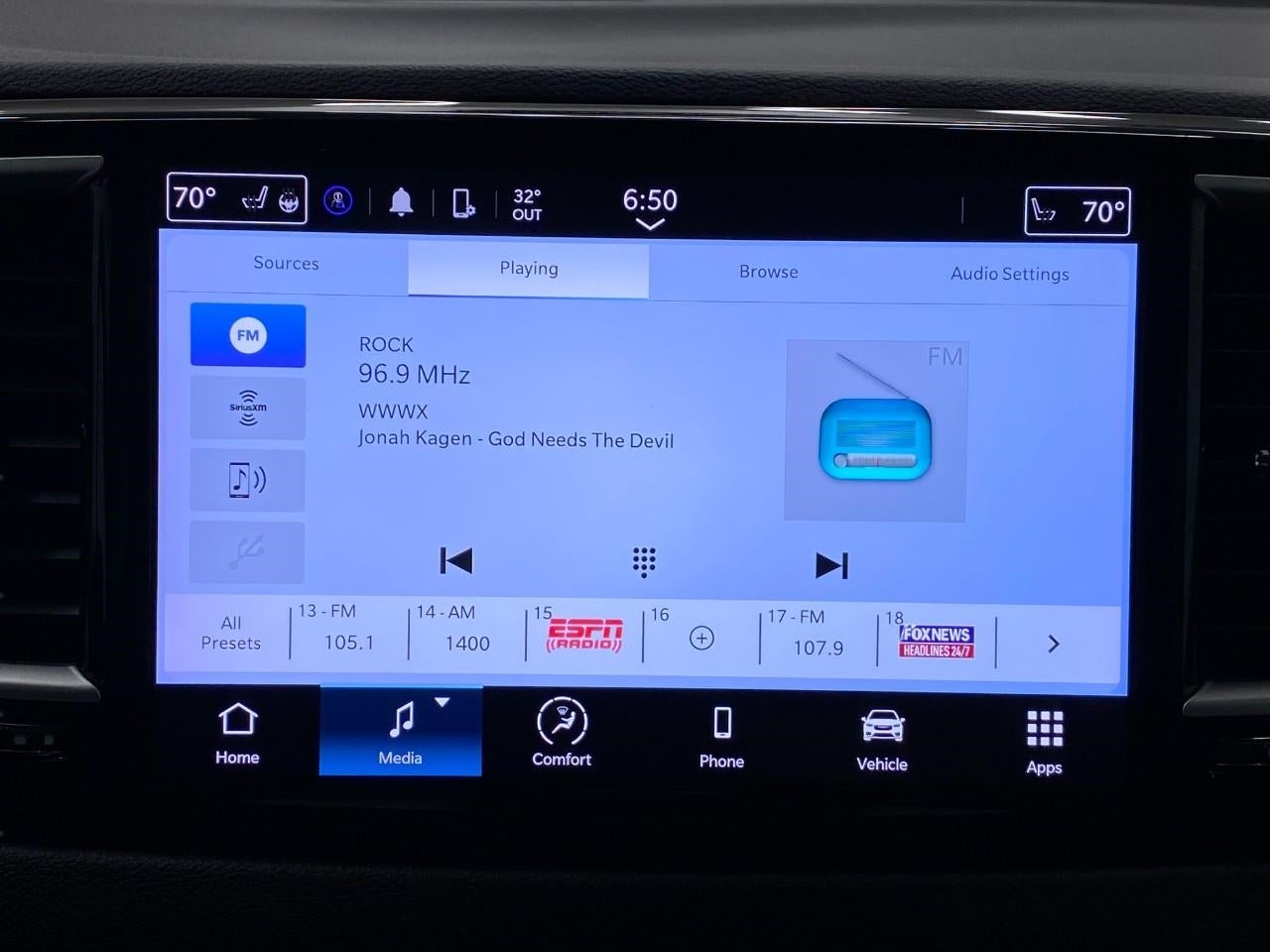 2024 Chrysler Pacifica Touring L FWD