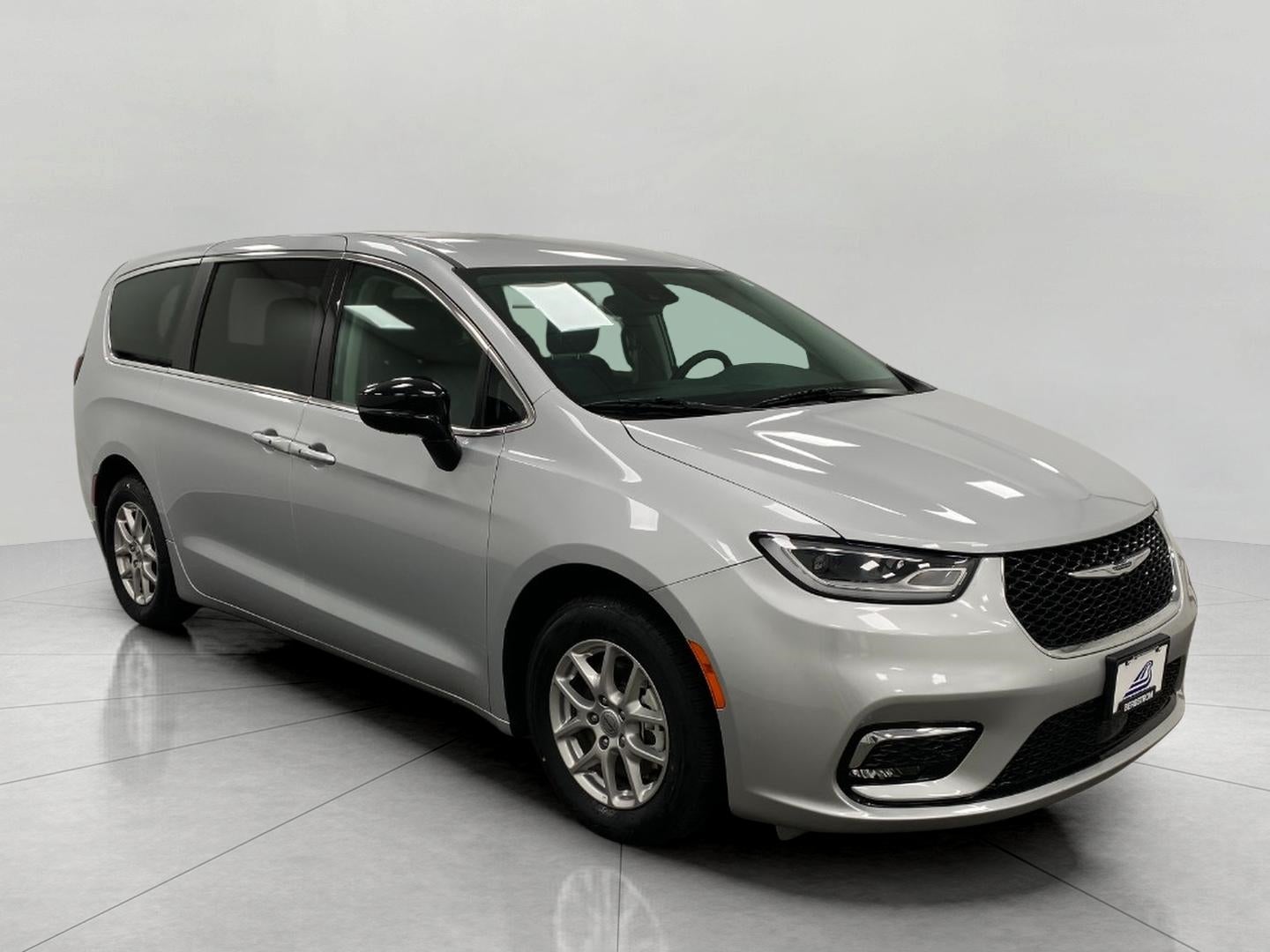 2024 Chrysler Pacifica Touring L FWD
