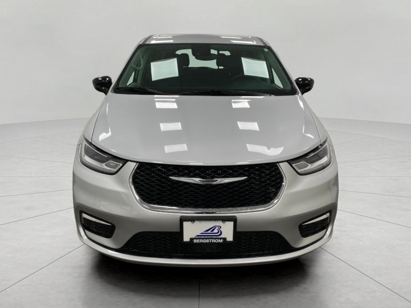 2024 Chrysler Pacifica Touring L FWD