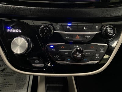 2024 Chrysler Pacifica Touring L FWD