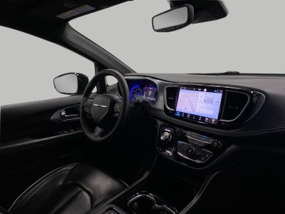 2025 Chrysler Pacifica Limited FWD
