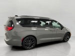 2025 Chrysler Pacifica Limited FWD