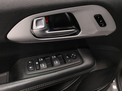 2025 Chrysler Pacifica Limited FWD