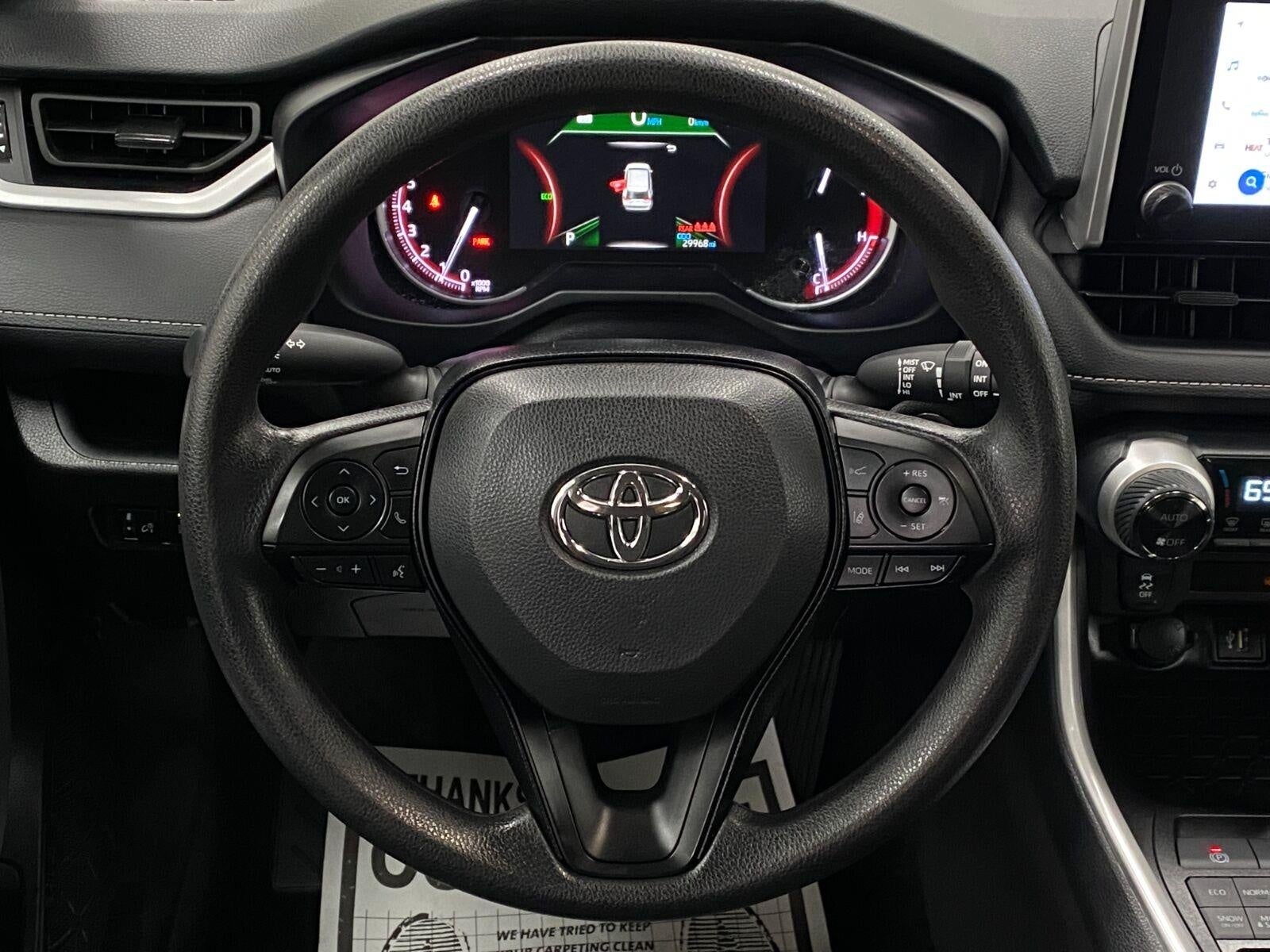 2025 Toyota RAV4 XLE AWD