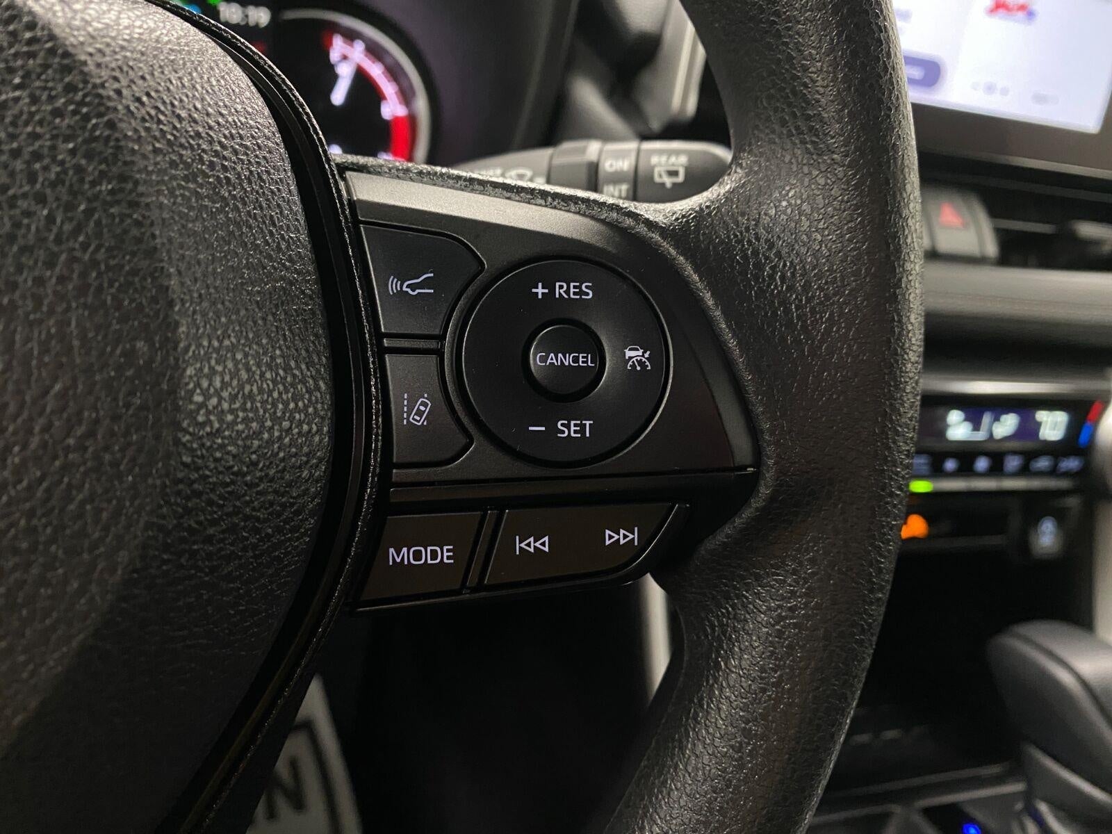 2025 Toyota RAV4 XLE AWD