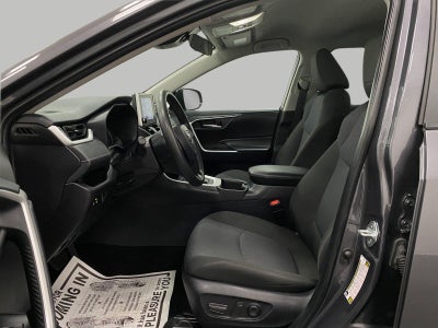 2025 Toyota RAV4 XLE AWD