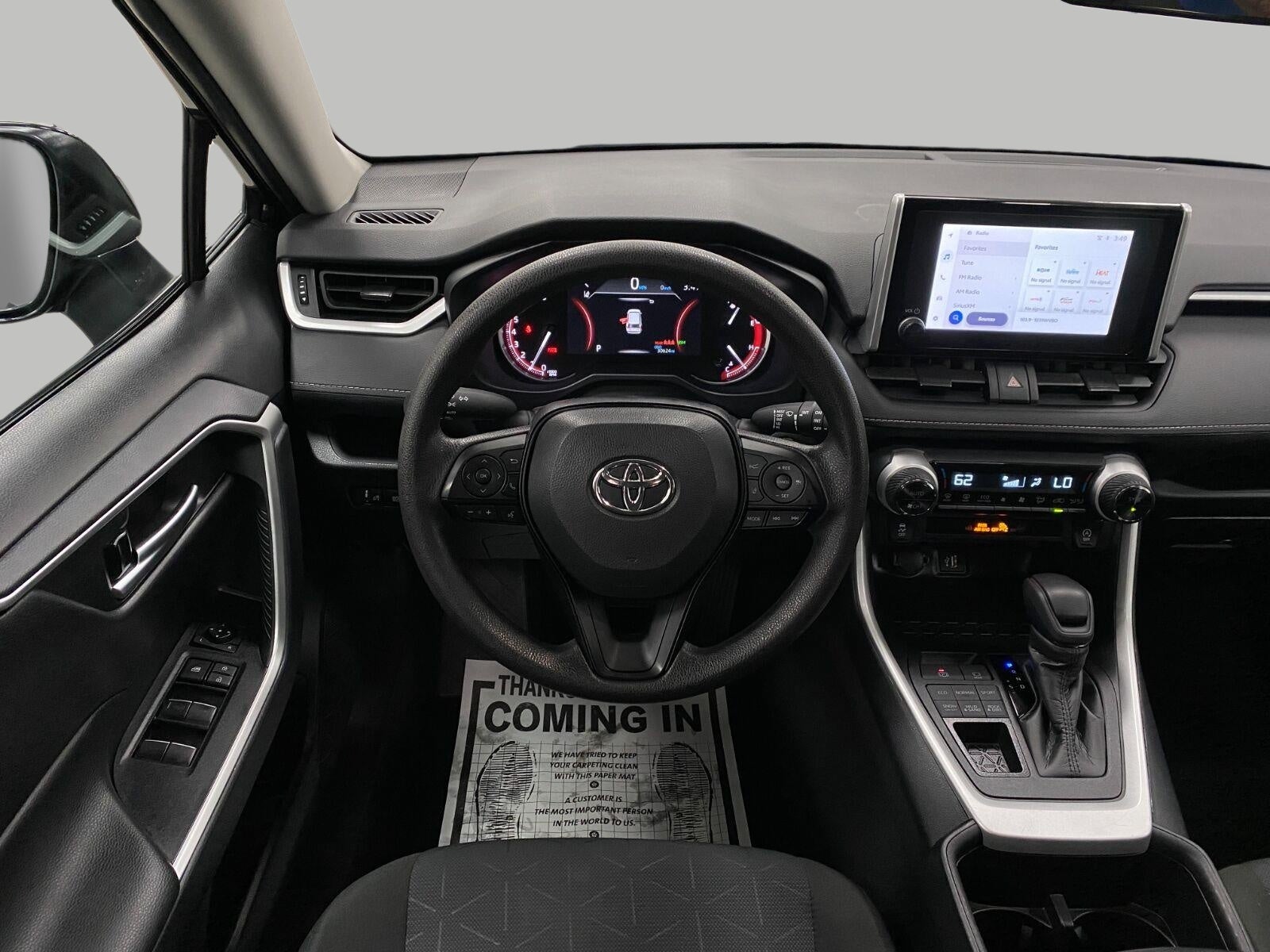 2025 Toyota RAV4 XLE AWD