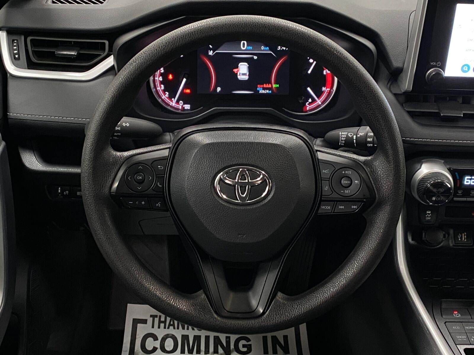 2025 Toyota RAV4 XLE AWD