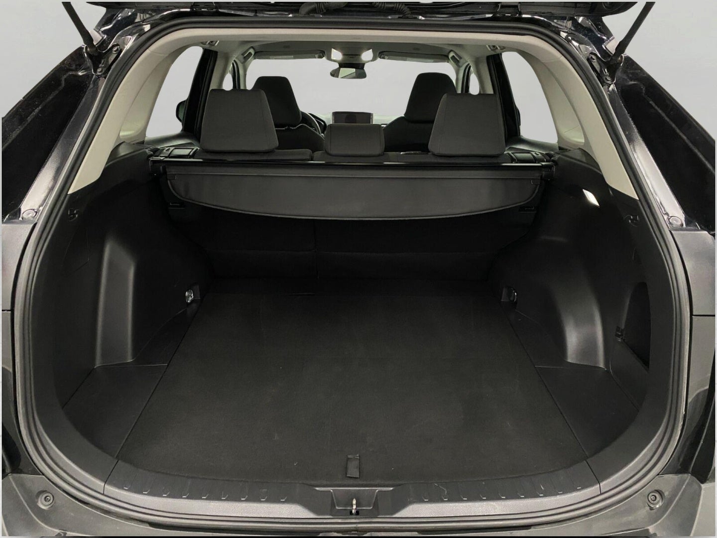 2025 Toyota RAV4 XLE AWD
