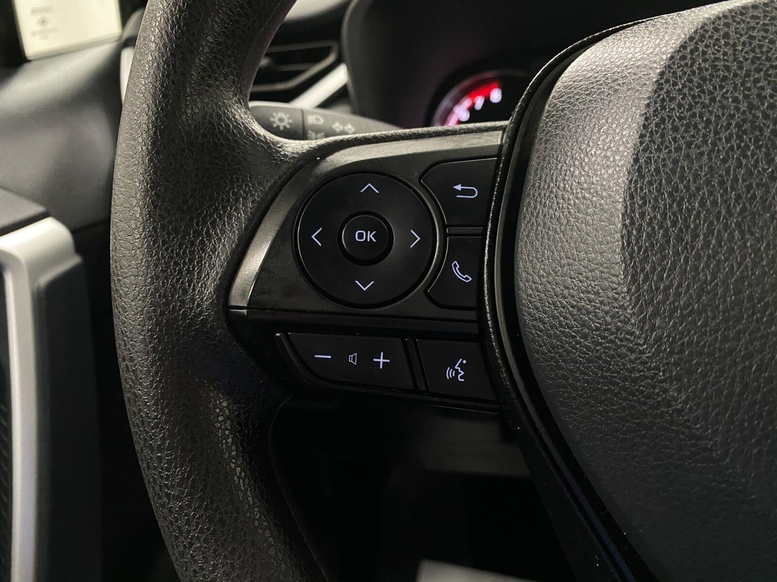 2025 Toyota RAV4 XLE AWD