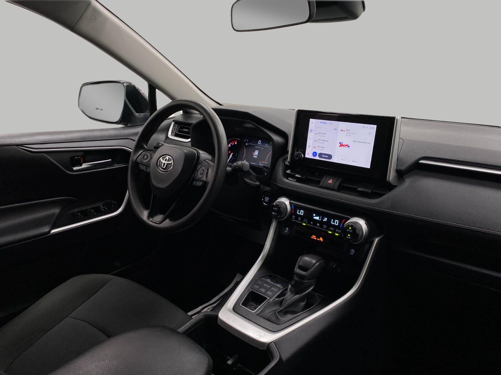 2025 Toyota RAV4 XLE AWD