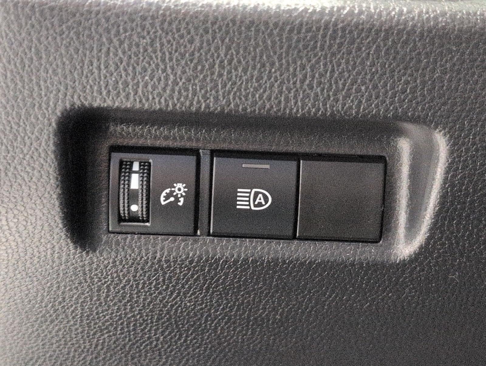 2025 Toyota RAV4 XLE AWD