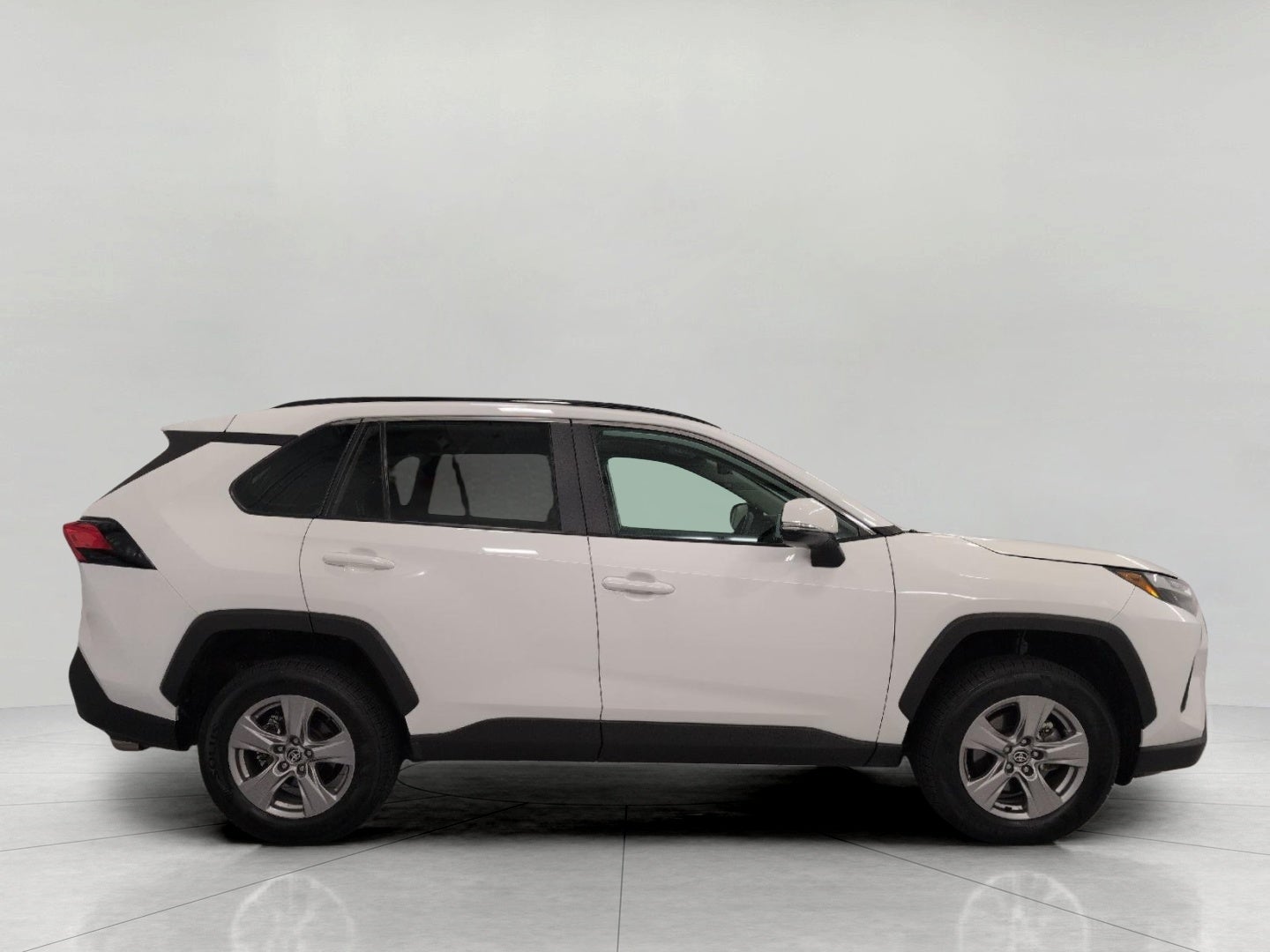 2025 Toyota RAV4 XLE AWD