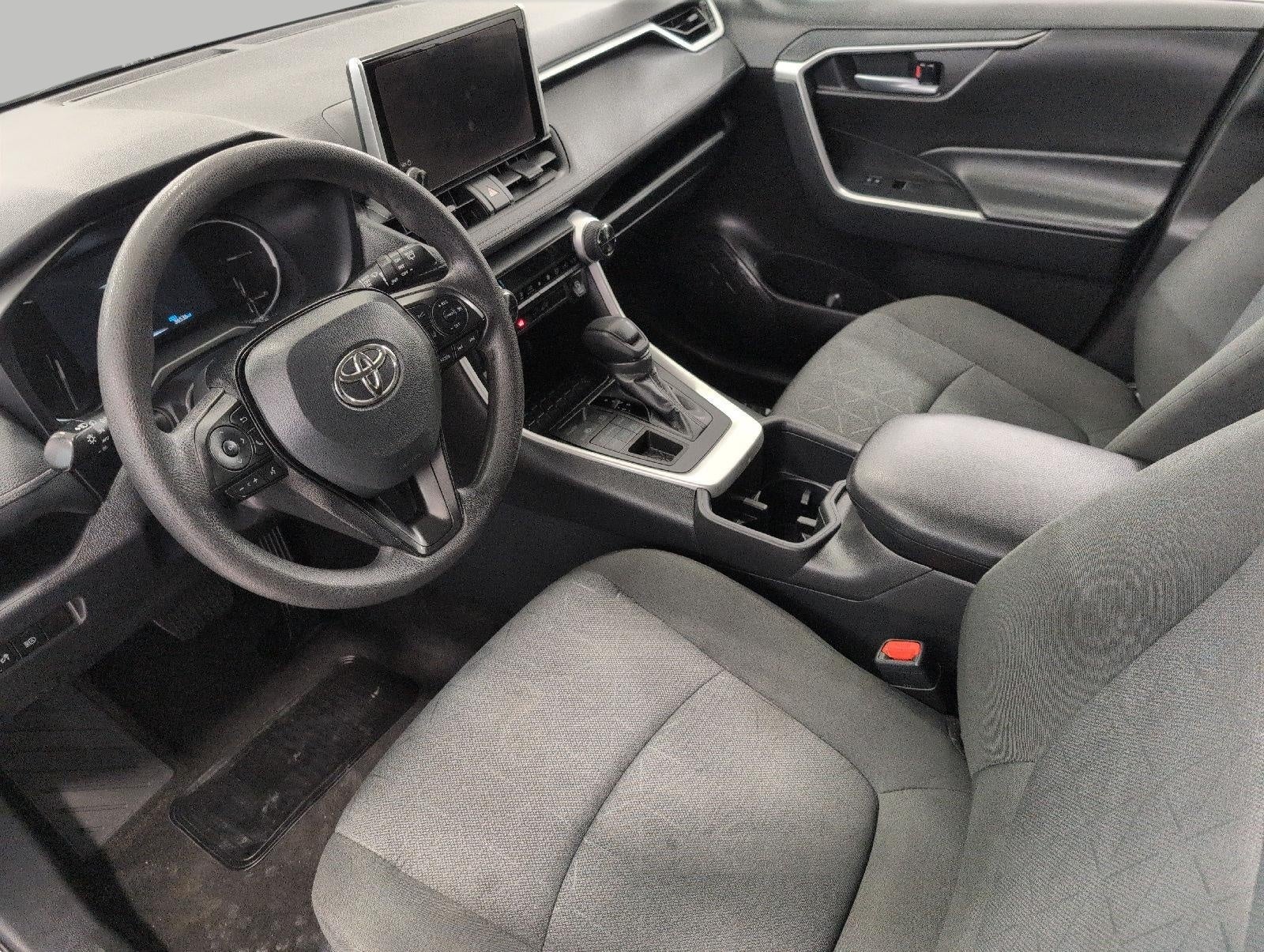 2025 Toyota RAV4 XLE AWD
