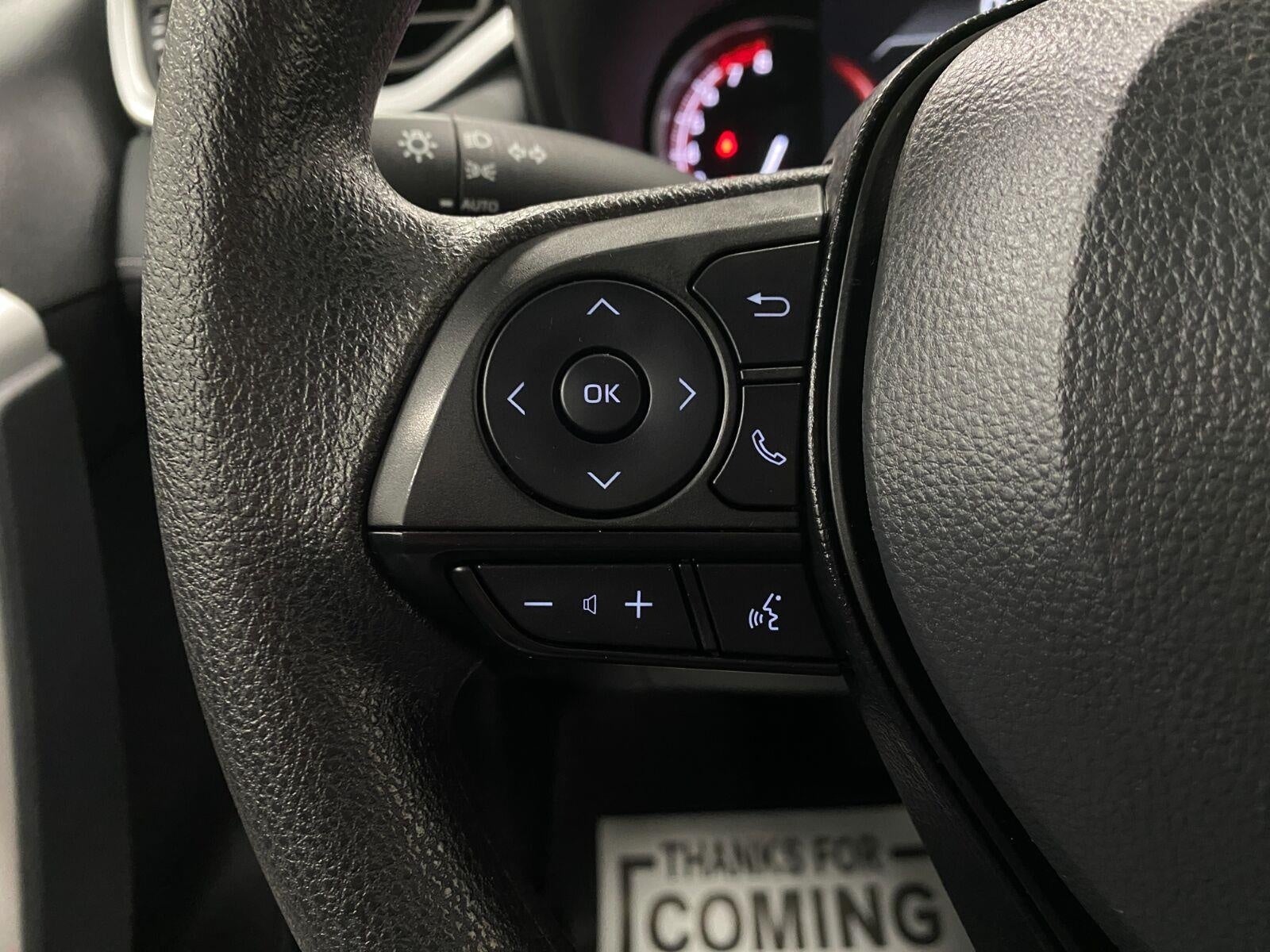 2025 Toyota RAV4 XLE AWD