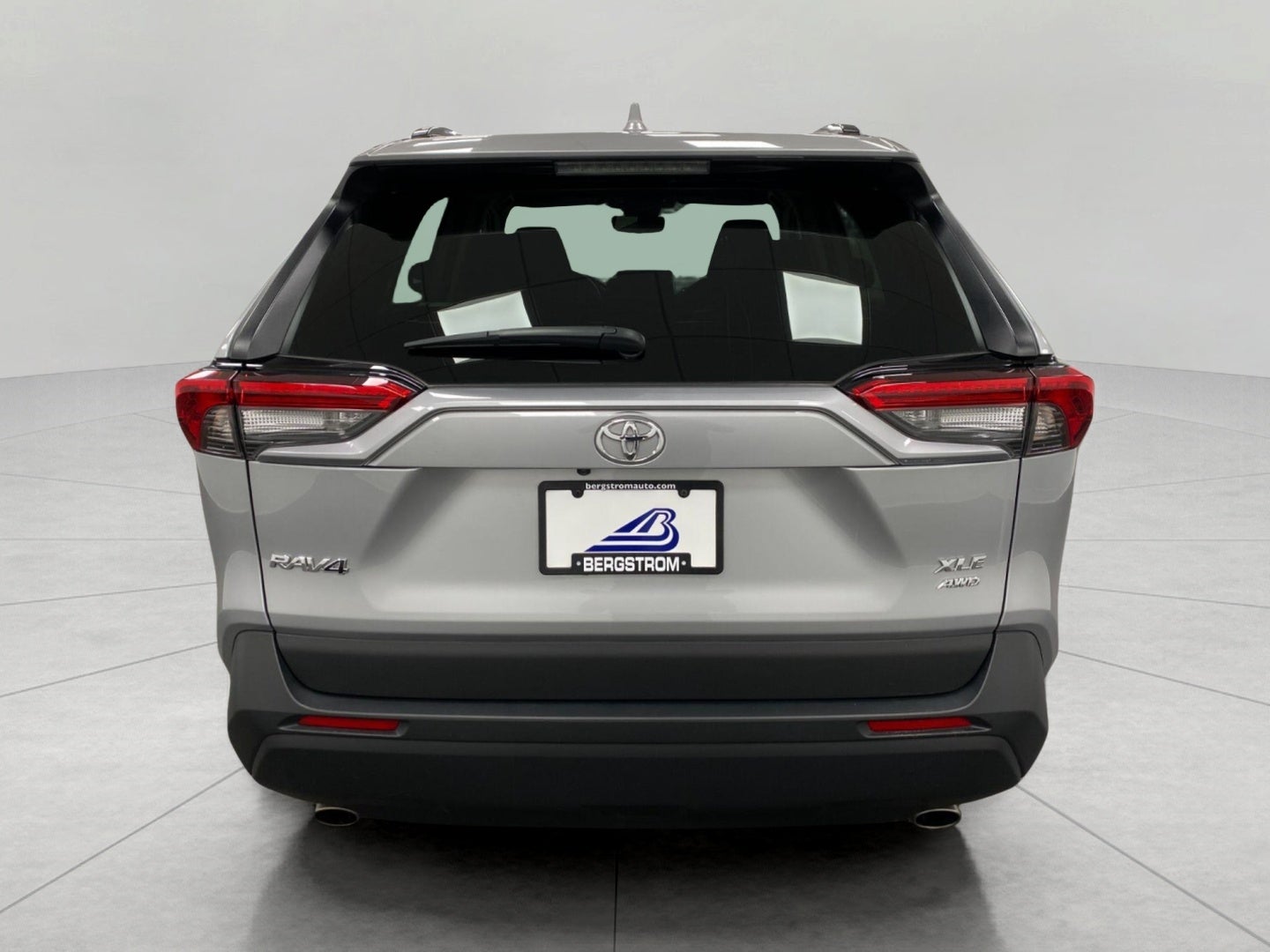 2025 Toyota RAV4 XLE AWD