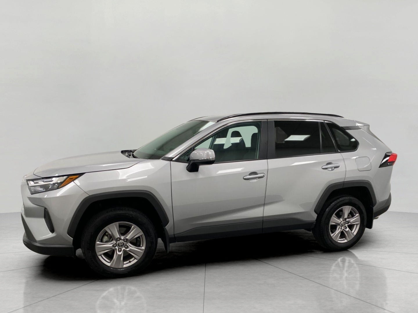2025 Toyota RAV4 XLE AWD