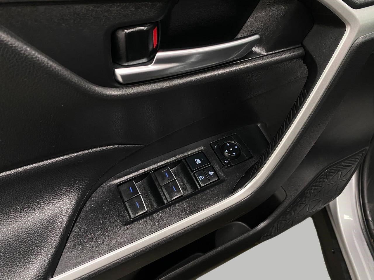 2022 Toyota RAV4 Hybrid XLE AWD