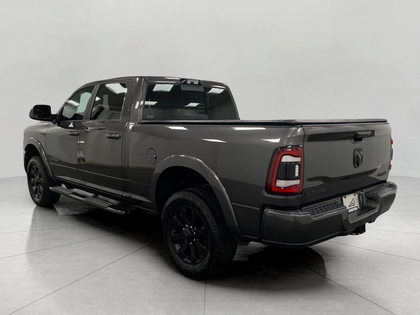 2022 RAM 2500 Laramie 4x4 Crew Cab 6'4 Box