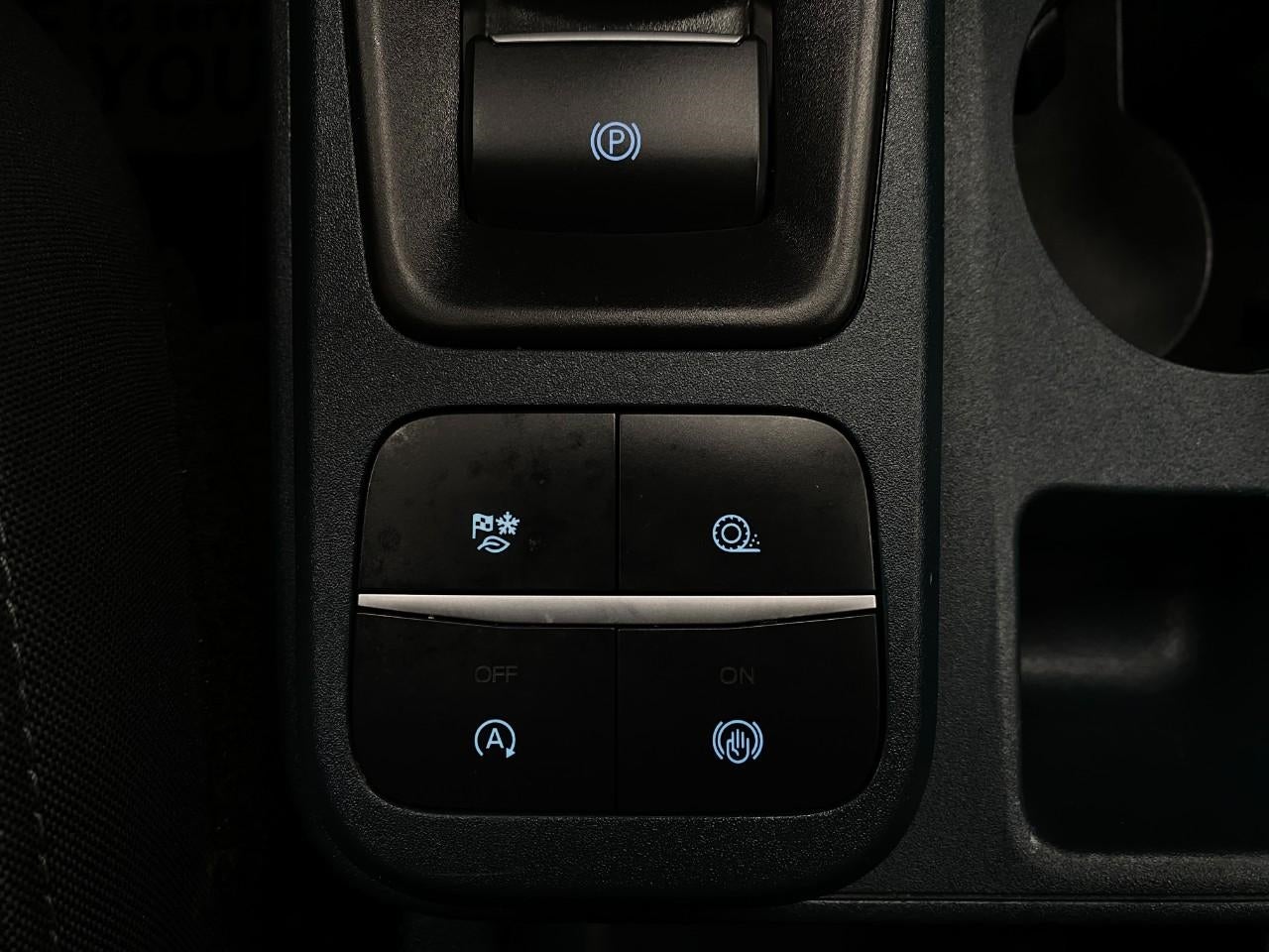 2022 Ford Maverick XL AWD SuperCrew