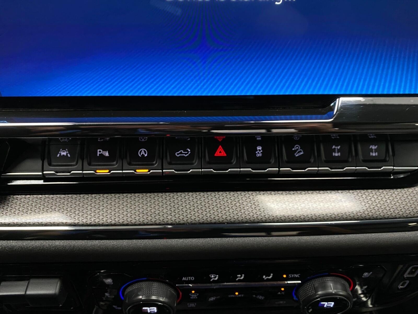 2022 Chevrolet Silverado 1500 4WD Crew Cab 147 ZR2