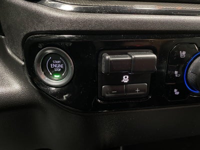 2022 Chevrolet Silverado 1500 4WD Crew Cab 147 ZR2