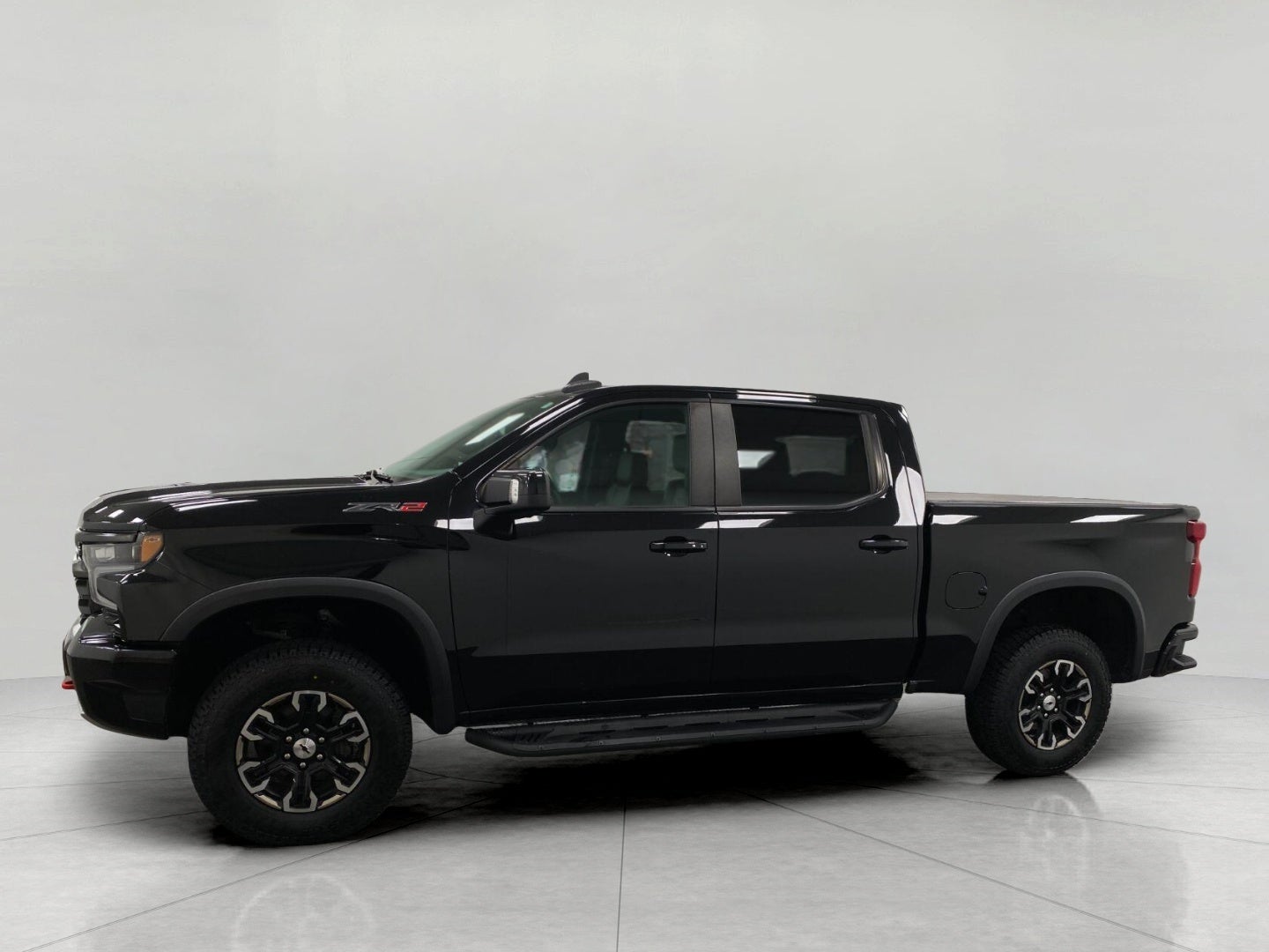 2022 Chevrolet Silverado 1500 4WD Crew Cab 147 ZR2