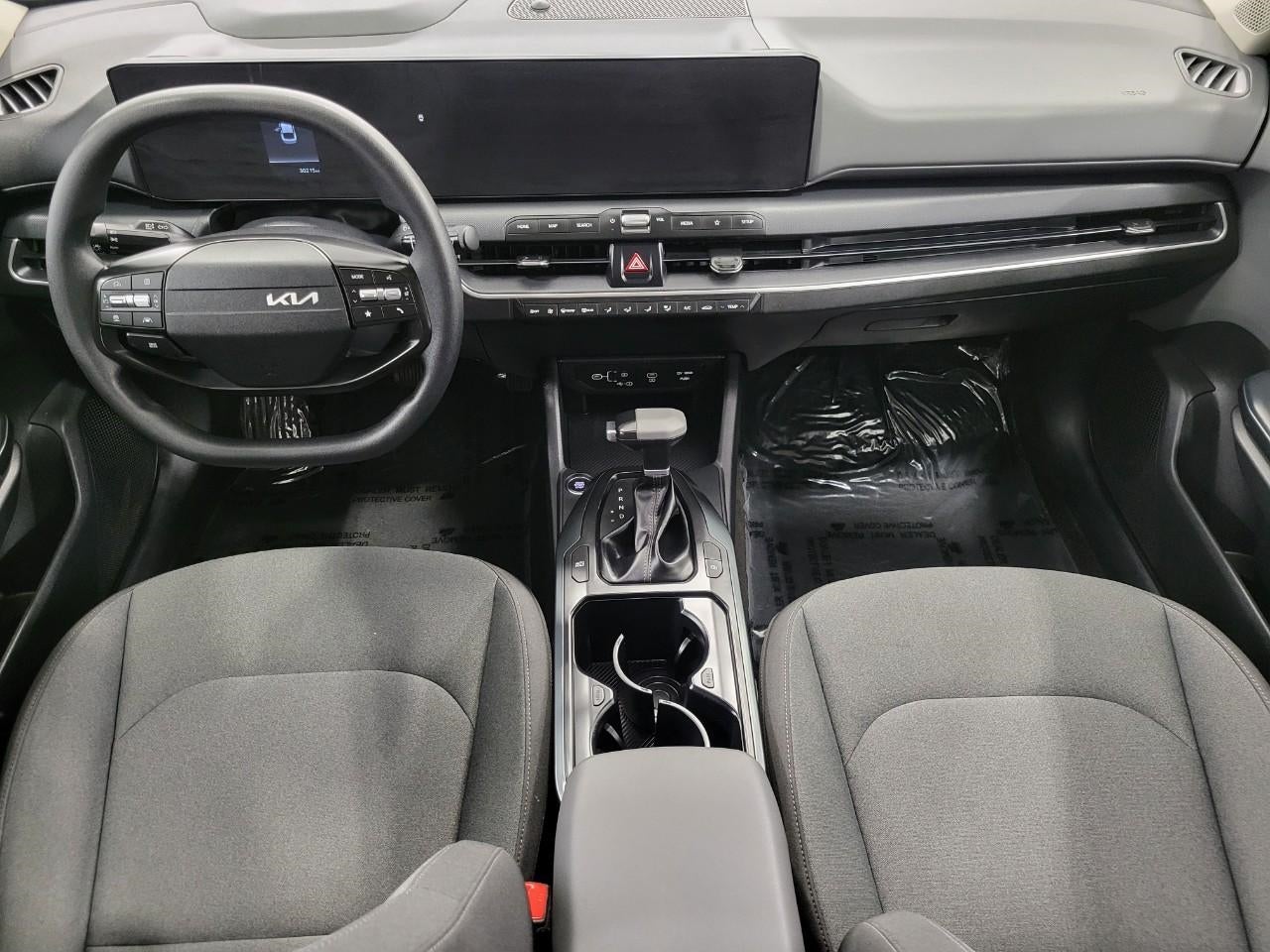 2025 Kia K4 LXS FWD