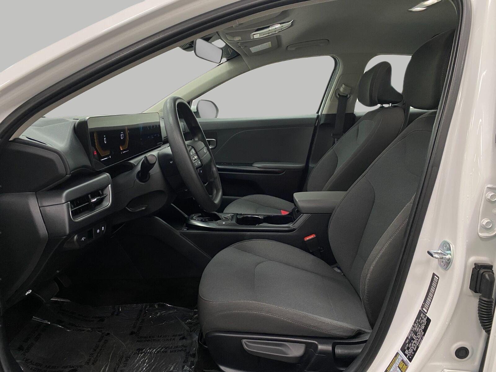 2025 Kia K4 LXS FWD