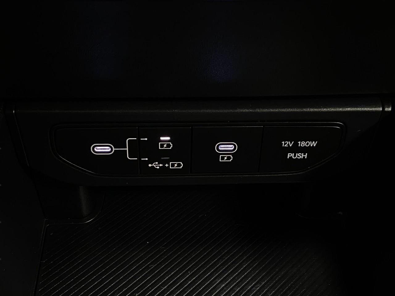 2025 Kia K4 LXS FWD