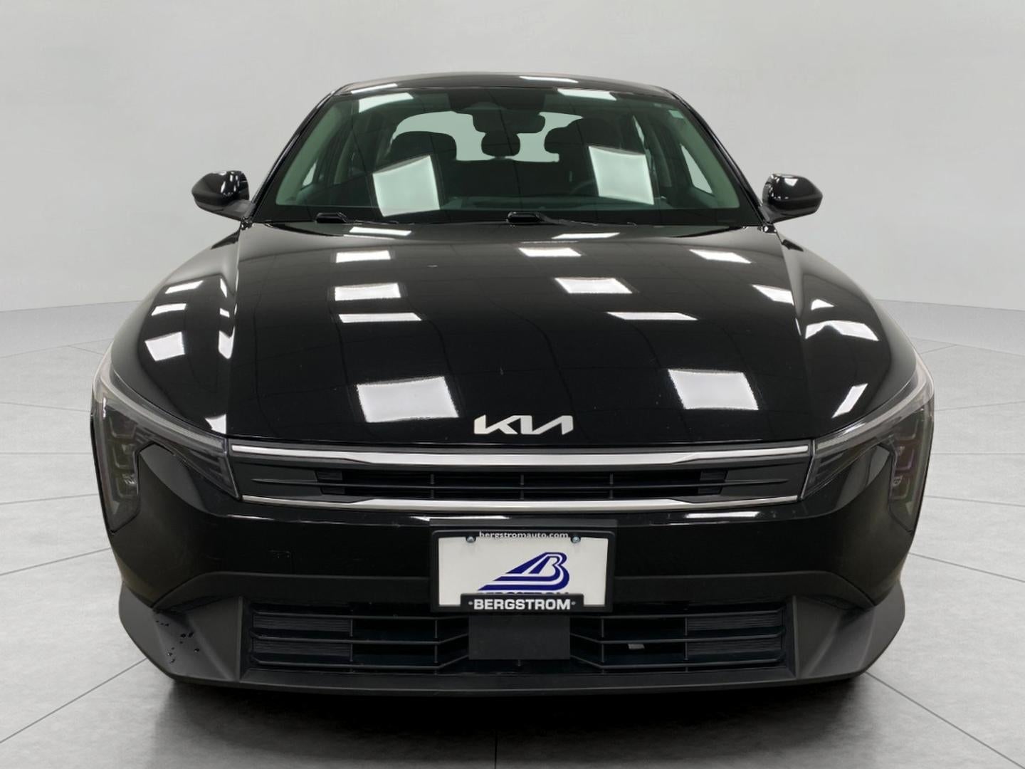 2025 Kia K4 LXS FWD