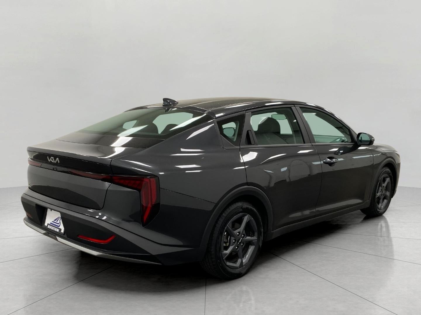 2025 Kia K4 LXS FWD