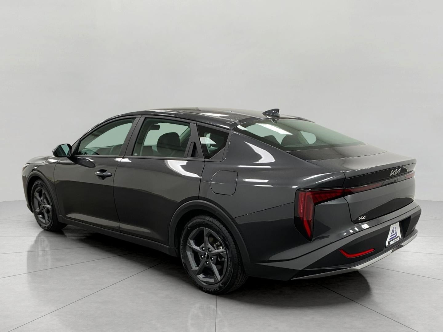 2025 Kia K4 LXS FWD