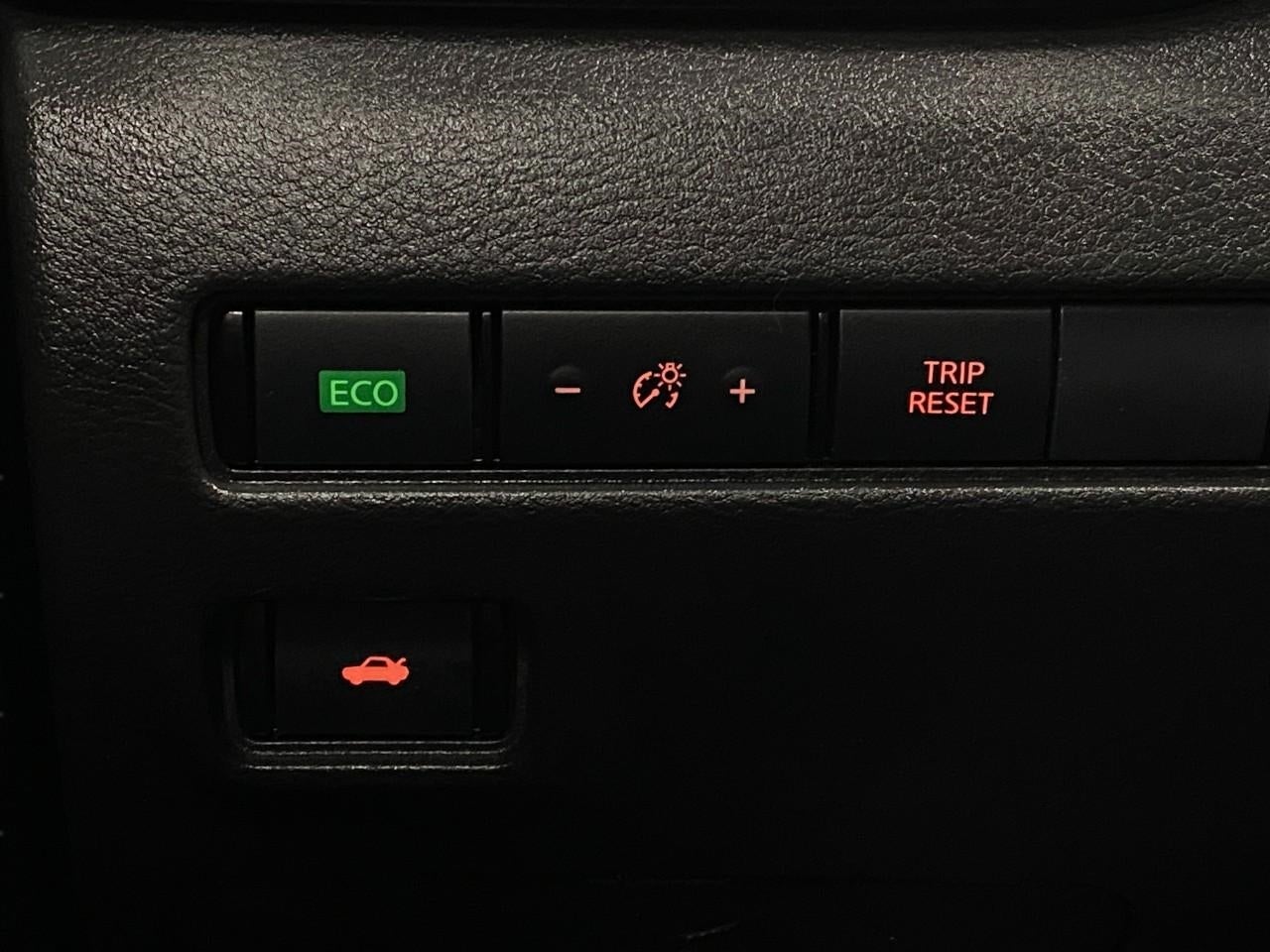 2025 Nissan Sentra SV CVT