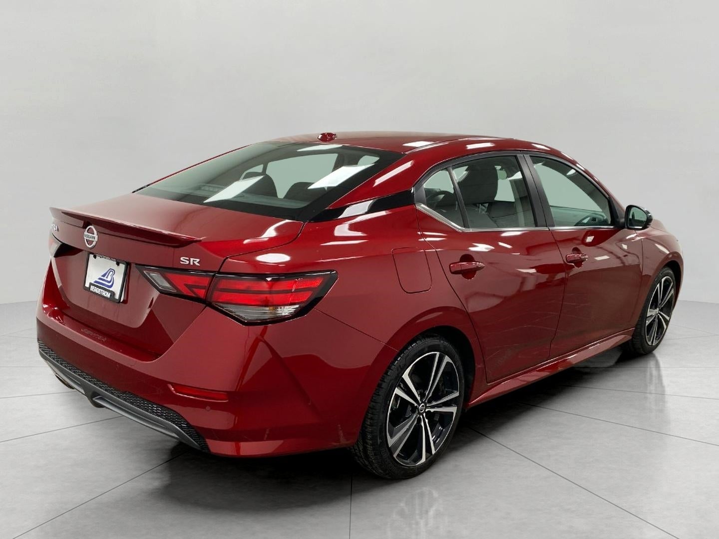 2022 Nissan Sentra SR CVT