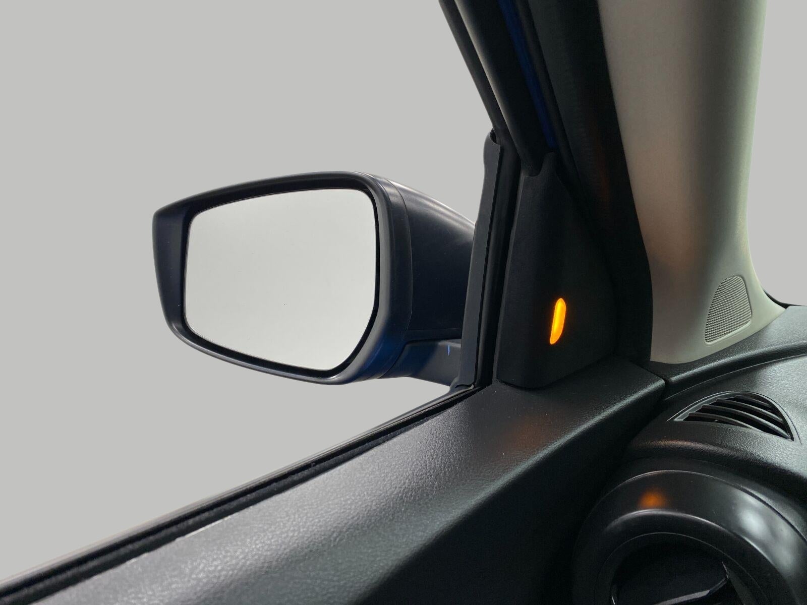 2024 Nissan Kicks S FWD