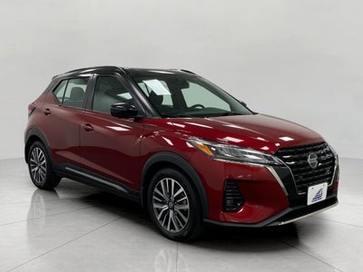 2021 Nissan Kicks SR FWD