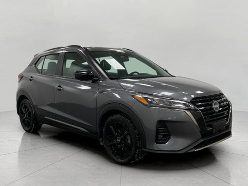 2023 Nissan Kicks SR FWD