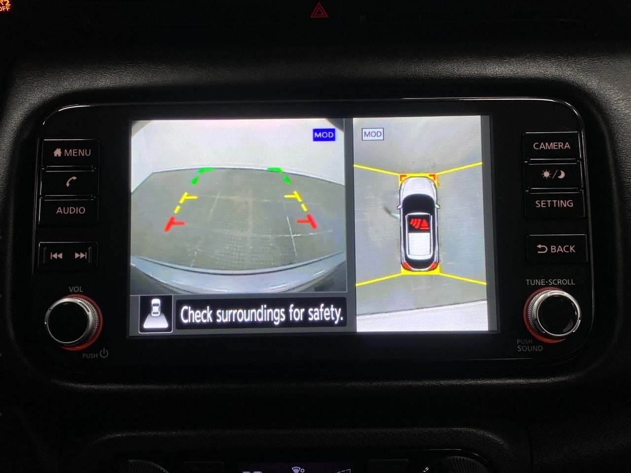 2023 Nissan Kicks SR FWD