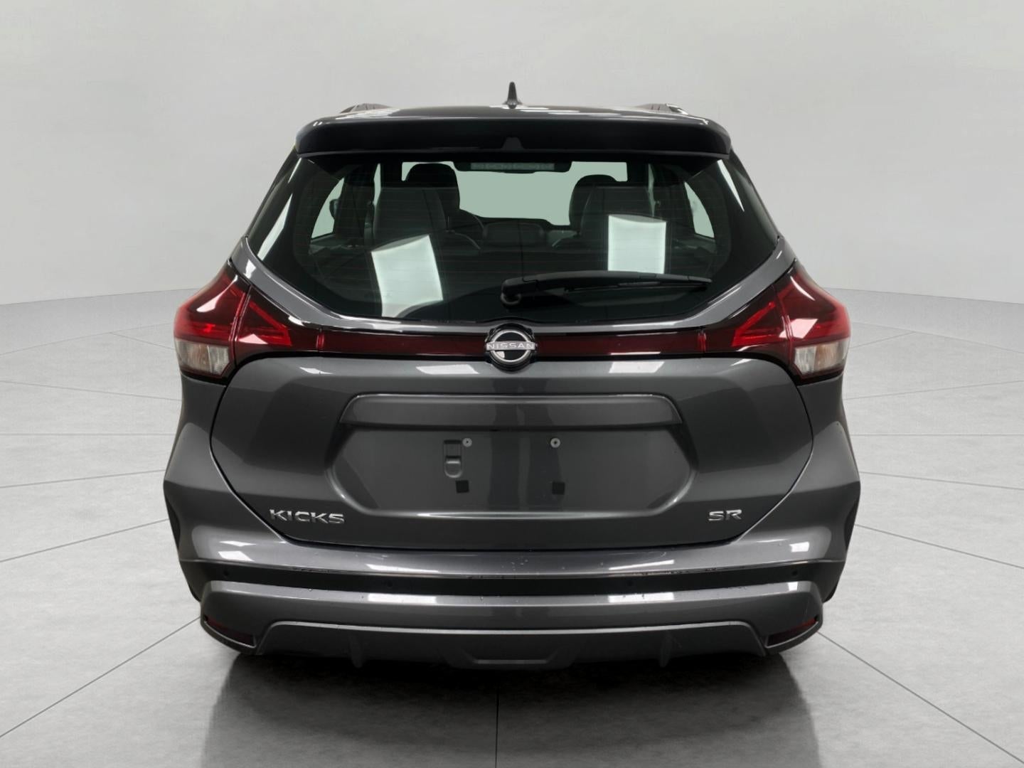 2023 Nissan Kicks SR FWD