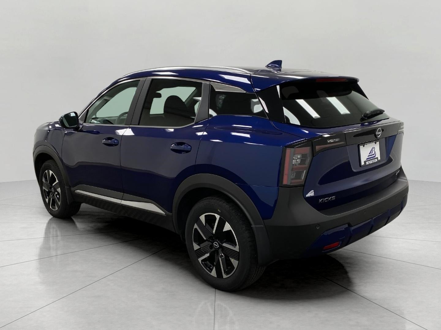 2025 Nissan Kicks SV AWD